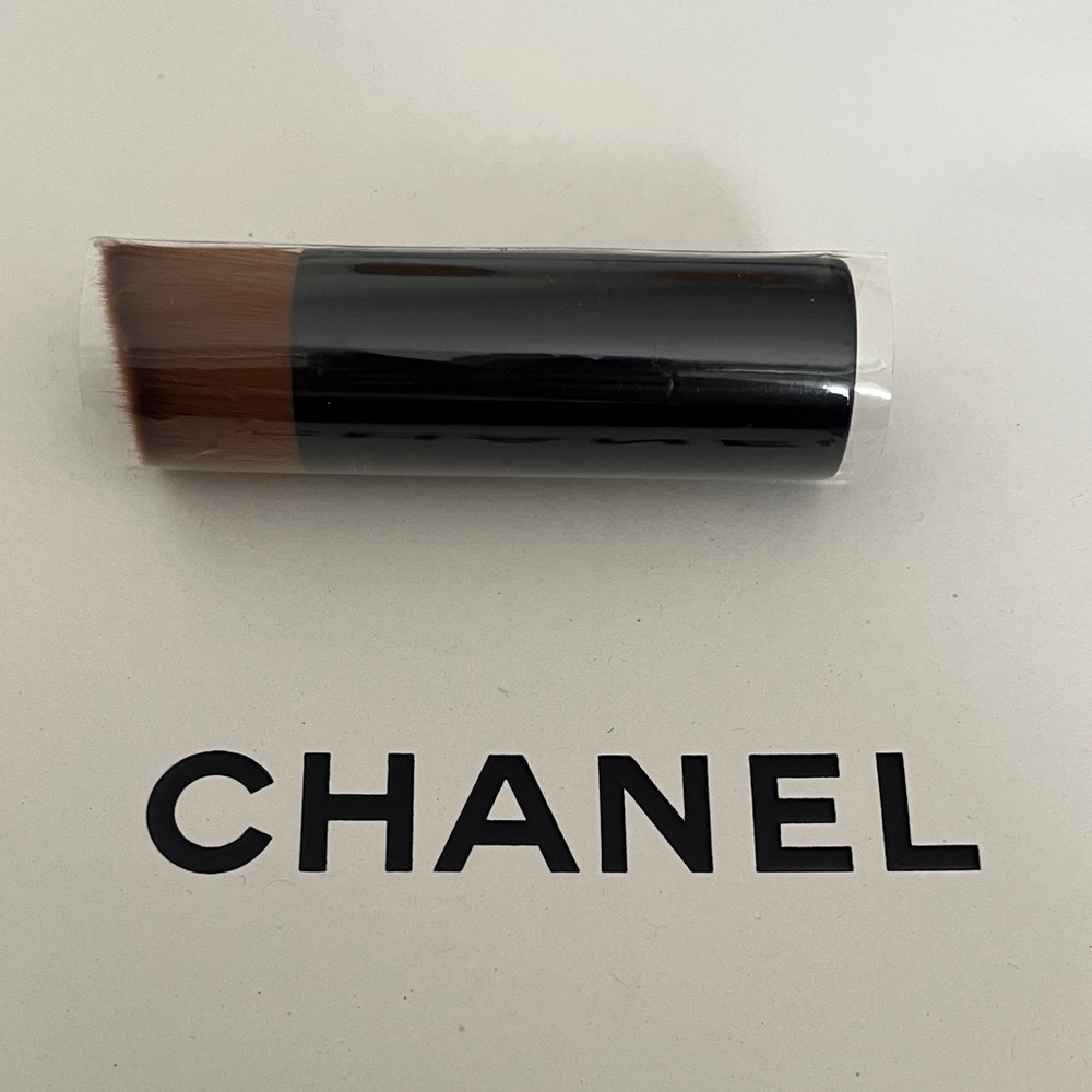 Chanel Makeup Brush